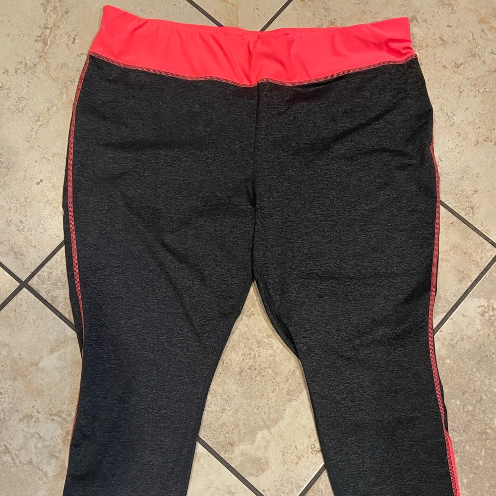Xersion yoga pants
